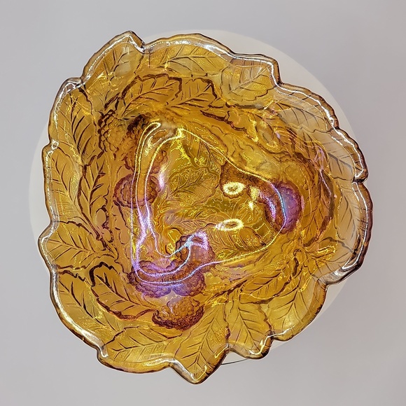 Indiana Carnival Glass Loganberry Bowl - Picture 5 of 10